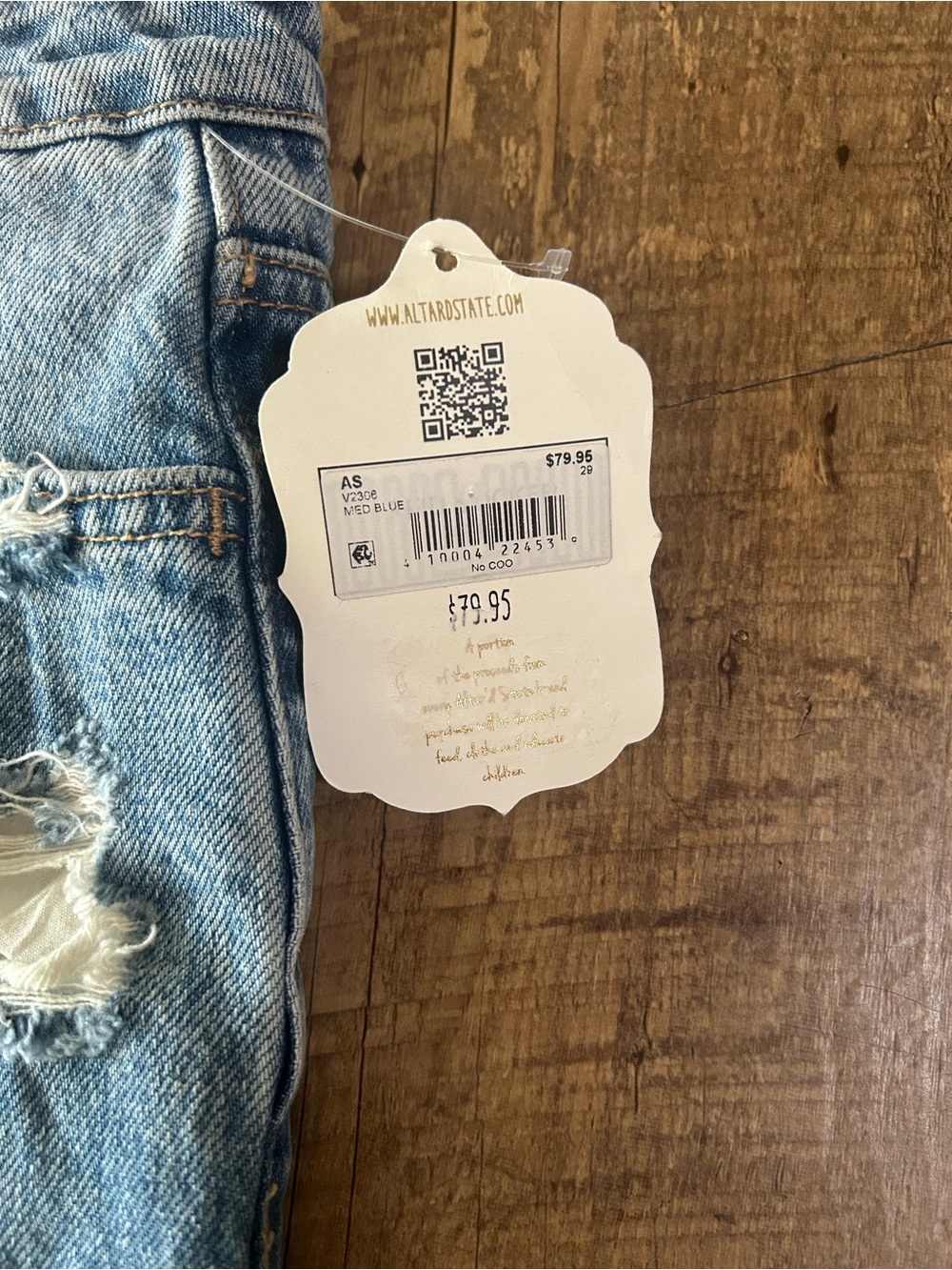Altar’d State High Rise Distressed Cropped Jeans Size 29 NWT Raw Hem Trendy - Picture 10 of 16